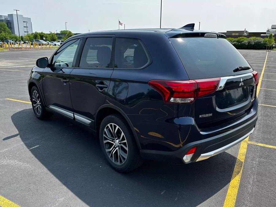 2017 Mitsubishi Outlander ES Sport Utility 4D, available for sale in Rochester, New York | 5 Star Motor Group. Rochester, New York 2017 Mitsubishi Outlander ES Sport Utility 4D, available for sale in Rochester, New York | 5 Star Motor Group. Rochester, New York