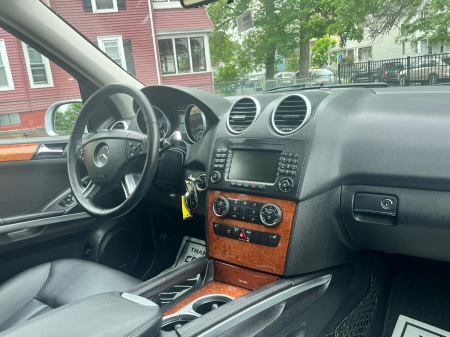 2007 Mercedes-Benz M-Class 4MATIC 4dr 3.5L, available for sale in Springfield, Massachusetts | Jordan Auto Sales Inc. Springfield, Massachusetts 2007 Mercedes-Benz M-Class 4MATIC 4dr 3.5L, available for sale in Springfield, Massachusetts | Jordan Auto Sales Inc. Springfield, Massachusetts