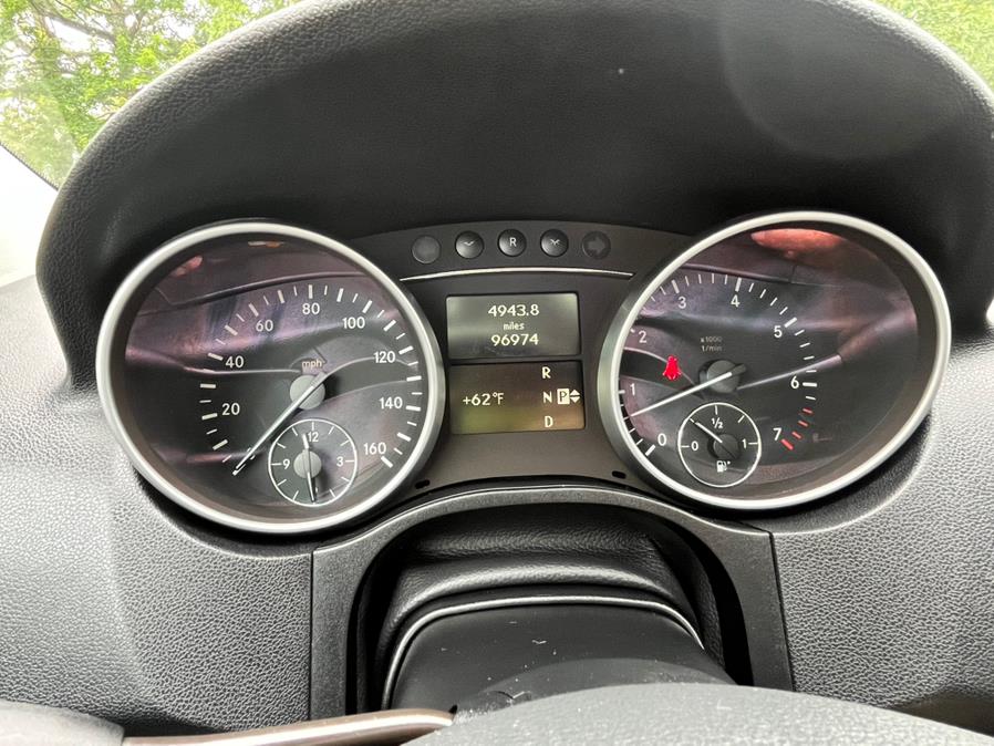 2007 Mercedes-Benz M-Class 4MATIC 4dr 3.5L, available for sale in Springfield, Massachusetts | Jordan Auto Sales Inc. Springfield, Massachusetts 2007 Mercedes-Benz M-Class 4MATIC 4dr 3.5L, available for sale in Springfield, Massachusetts | Jordan Auto Sales Inc. Springfield, Massachusetts