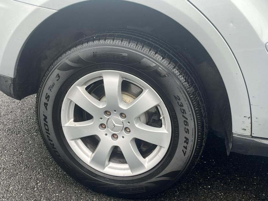 2007 Mercedes-Benz M-Class 4MATIC 4dr 3.5L, available for sale in Springfield, Massachusetts | Jordan Auto Sales Inc. Springfield, Massachusetts 2007 Mercedes-Benz M-Class 4MATIC 4dr 3.5L, available for sale in Springfield, Massachusetts | Jordan Auto Sales Inc. Springfield, Massachusetts