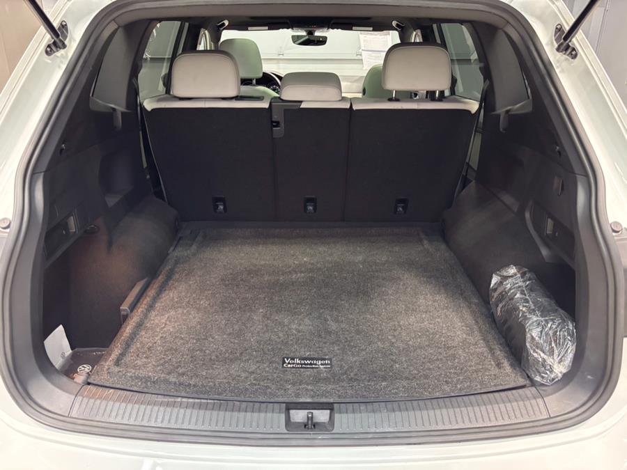 2021 Volkswagen Tiguan 2.0T SE R-Line Black 4MOTION, available for sale in Hillside, New Jersey | Euro Lux Auto. Hillside, New Jersey 2021 Volkswagen Tiguan 2.0T SE R-Line Black 4MOTION, available for sale in Hillside, New Jersey | Euro Lux Auto. Hillside, New Jersey