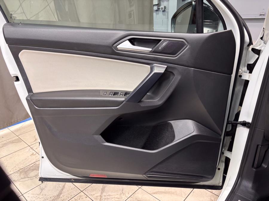 2021 Volkswagen Tiguan 2.0T SE R-Line Black 4MOTION, available for sale in Hillside, New Jersey | Euro Lux Auto. Hillside, New Jersey 2021 Volkswagen Tiguan 2.0T SE R-Line Black 4MOTION, available for sale in Hillside, New Jersey | Euro Lux Auto. Hillside, New Jersey