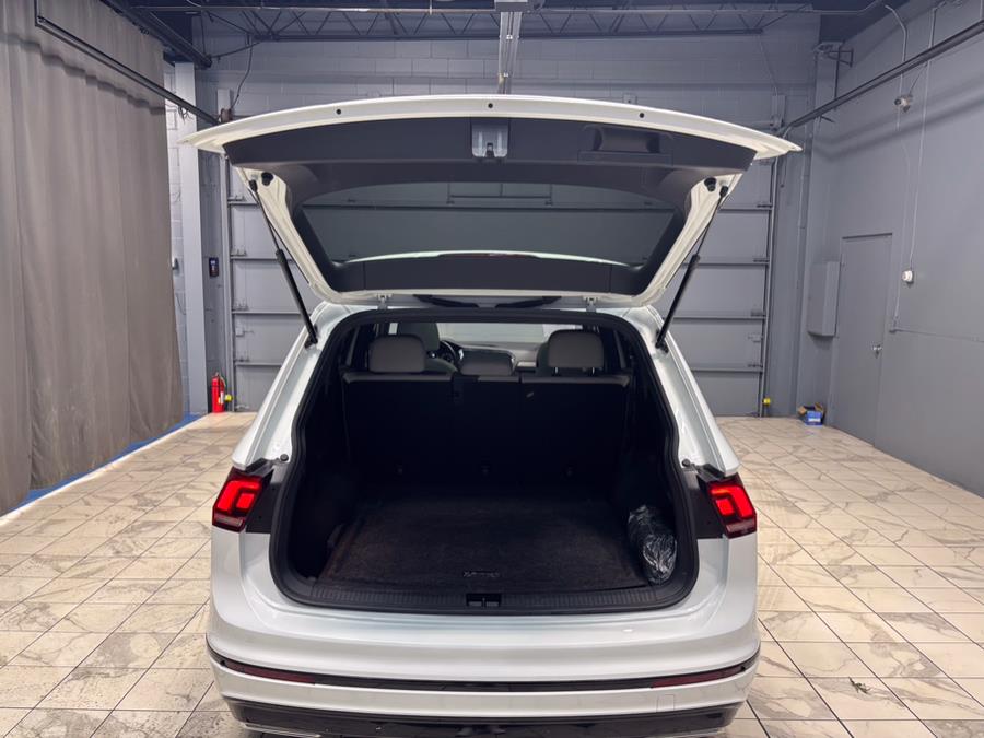 2021 Volkswagen Tiguan 2.0T SE R-Line Black 4MOTION, available for sale in Hillside, New Jersey | Euro Lux Auto. Hillside, New Jersey 2021 Volkswagen Tiguan 2.0T SE R-Line Black 4MOTION, available for sale in Hillside, New Jersey | Euro Lux Auto. Hillside, New Jersey