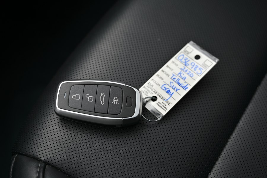 2020 Kia Telluride LX AWD, available for sale in Waterbury, Connecticut | Highline Car Connection. Waterbury, Connecticut 2020 Kia Telluride LX AWD, available for sale in Waterbury, Connecticut | Highline Car Connection. Waterbury, Connecticut