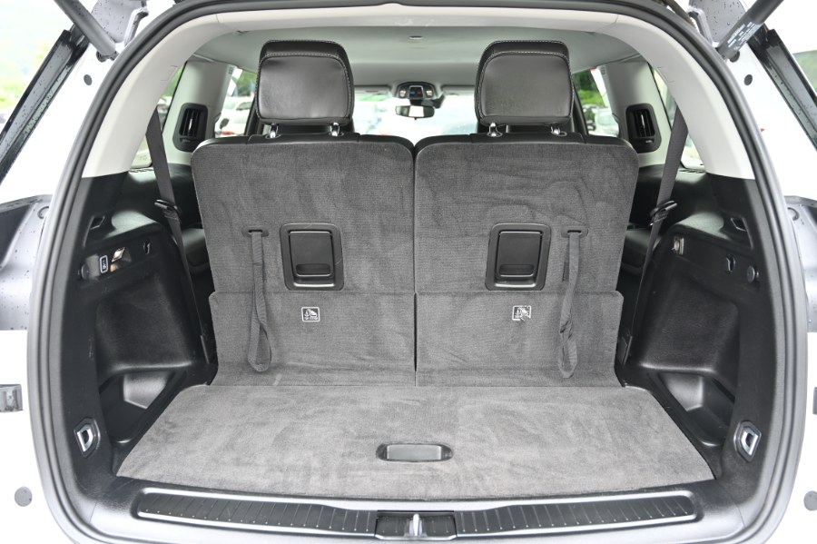 2021 Jeep Grand Cherokee L Limited 4x4, available for sale in Waterbury, Connecticut | Highline Car Connection. Waterbury, Connecticut 2021 Jeep Grand Cherokee L Limited 4x4, available for sale in Waterbury, Connecticut | Highline Car Connection. Waterbury, Connecticut