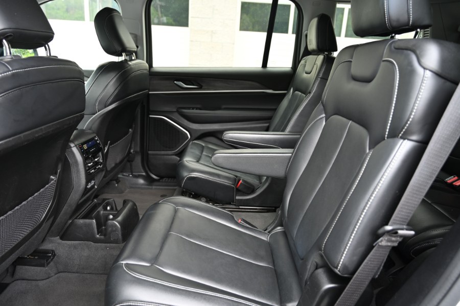 2021 Jeep Grand Cherokee L Limited 4x4, available for sale in Waterbury, Connecticut | Highline Car Connection. Waterbury, Connecticut 2021 Jeep Grand Cherokee L Limited 4x4, available for sale in Waterbury, Connecticut | Highline Car Connection. Waterbury, Connecticut