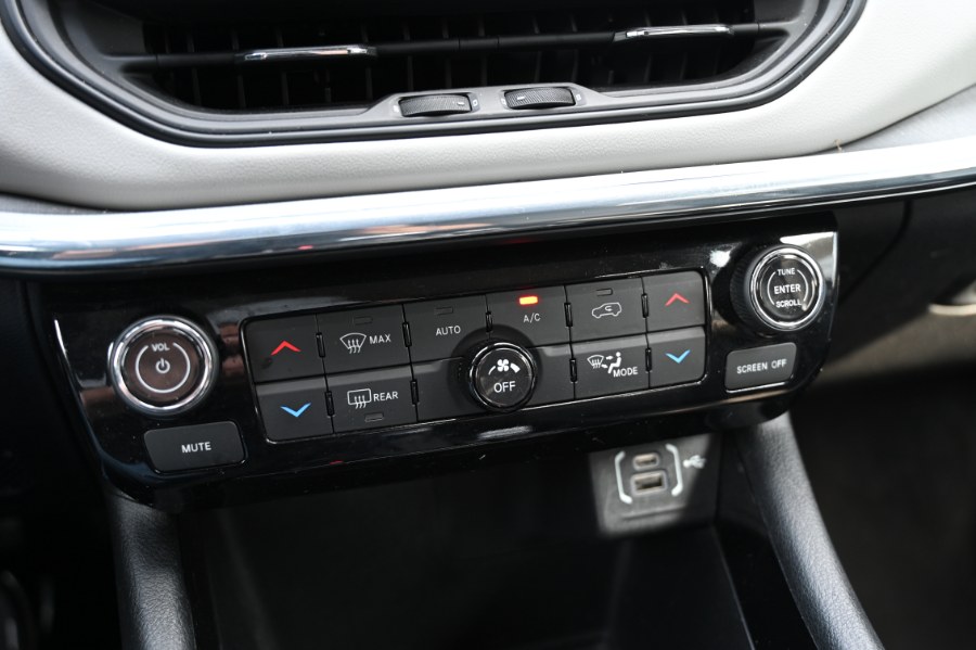2022 Jeep Compass Limited 4x4, available for sale in Waterbury, Connecticut | Highline Car Connection. Waterbury, Connecticut 2022 Jeep Compass Limited 4x4, available for sale in Waterbury, Connecticut | Highline Car Connection. Waterbury, Connecticut