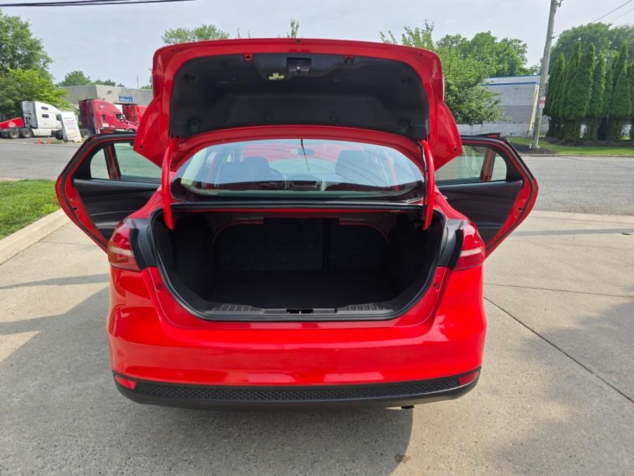 2015 Ford Focus 4dr Sdn SE, available for sale in Philadelphia, Pennsylvania | Eugen's Auto Sales & Repairs. Philadelphia, Pennsylvania 2015 Ford Focus 4dr Sdn SE, available for sale in Philadelphia, Pennsylvania | Eugen's Auto Sales & Repairs. Philadelphia, Pennsylvania
