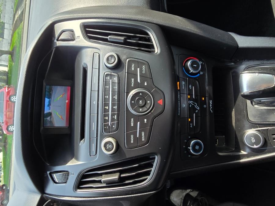 2015 Ford Focus 4dr Sdn SE, available for sale in Philadelphia, Pennsylvania | Eugen's Auto Sales & Repairs. Philadelphia, Pennsylvania 2015 Ford Focus 4dr Sdn SE, available for sale in Philadelphia, Pennsylvania | Eugen's Auto Sales & Repairs. Philadelphia, Pennsylvania