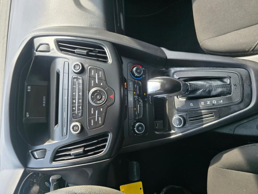 2015 Ford Focus 4dr Sdn SE, available for sale in Philadelphia, Pennsylvania | Eugen's Auto Sales & Repairs. Philadelphia, Pennsylvania 2015 Ford Focus 4dr Sdn SE, available for sale in Philadelphia, Pennsylvania | Eugen's Auto Sales & Repairs. Philadelphia, Pennsylvania