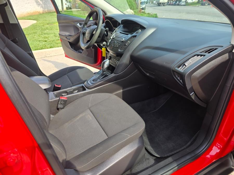 2015 Ford Focus 4dr Sdn SE, available for sale in Philadelphia, Pennsylvania | Eugen's Auto Sales & Repairs. Philadelphia, Pennsylvania 2015 Ford Focus 4dr Sdn SE, available for sale in Philadelphia, Pennsylvania | Eugen's Auto Sales & Repairs. Philadelphia, Pennsylvania