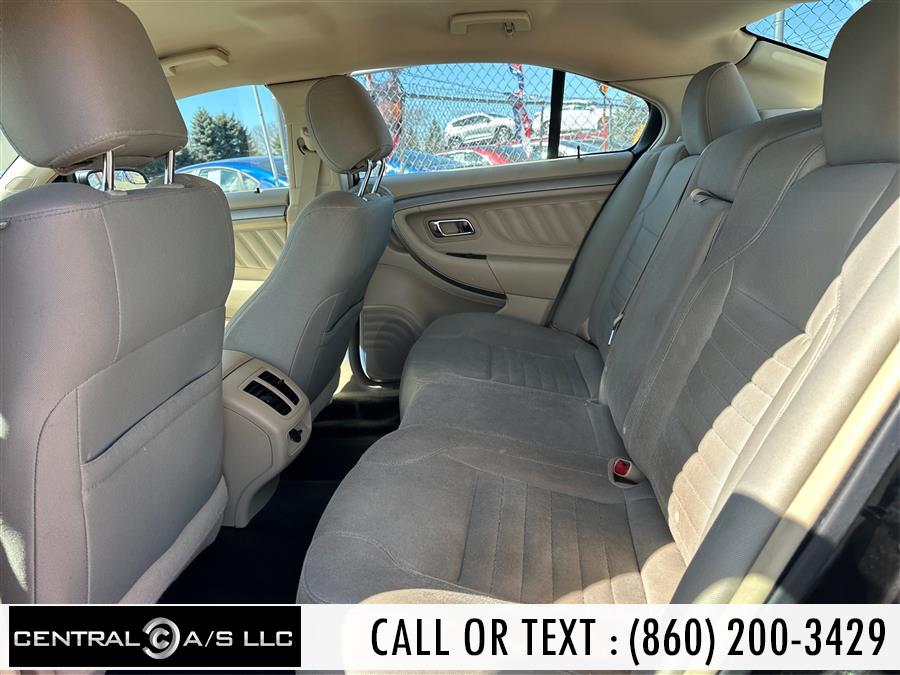 2015 Ford Taurus 4dr Sdn SE FWD, available for sale in East Windsor, Connecticut | Central A/S LLC. East Windsor, Connecticut 2015 Ford Taurus 4dr Sdn SE FWD, available for sale in East Windsor, Connecticut | Central A/S LLC. East Windsor, Connecticut