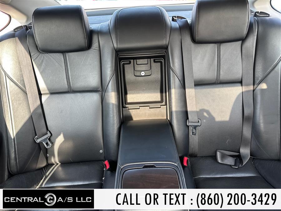2016 Toyota Avalon 4dr Sdn Limited (Natl), available for sale in East Windsor, Connecticut | Central A/S LLC. East Windsor, Connecticut 2016 Toyota Avalon 4dr Sdn Limited (Natl), available for sale in East Windsor, Connecticut | Central A/S LLC. East Windsor, Connecticut