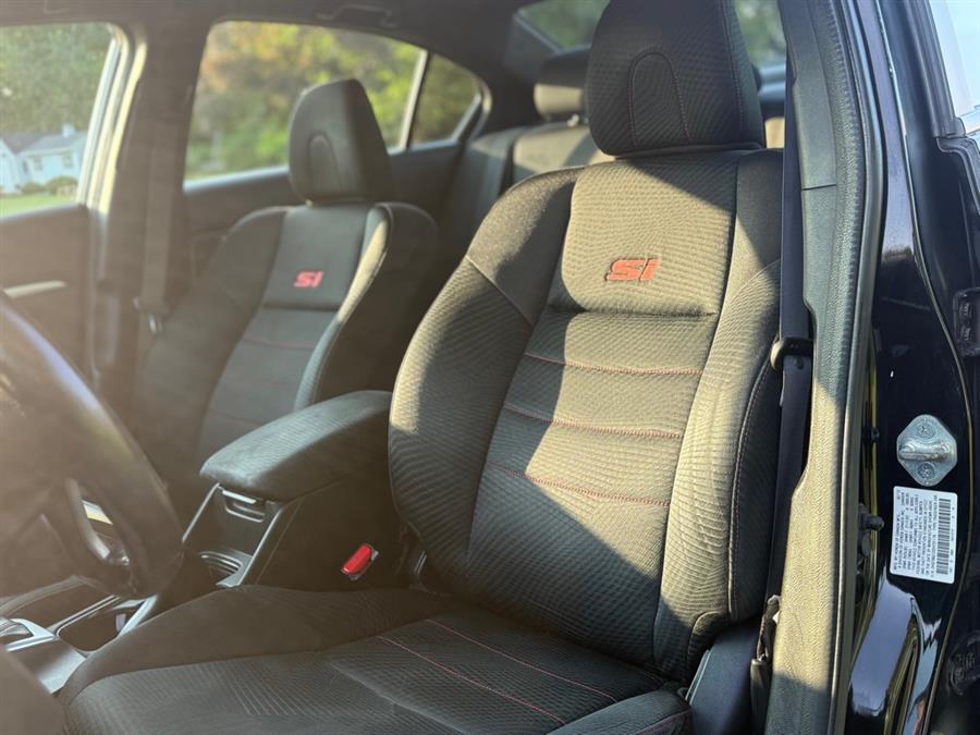 2013 Honda Civic SI, available for sale in Lawrence, Massachusetts | Home Run Auto Sales Inc. Lawrence, Massachusetts 2013 Honda Civic SI, available for sale in Lawrence, Massachusetts | Home Run Auto Sales Inc. Lawrence, Massachusetts