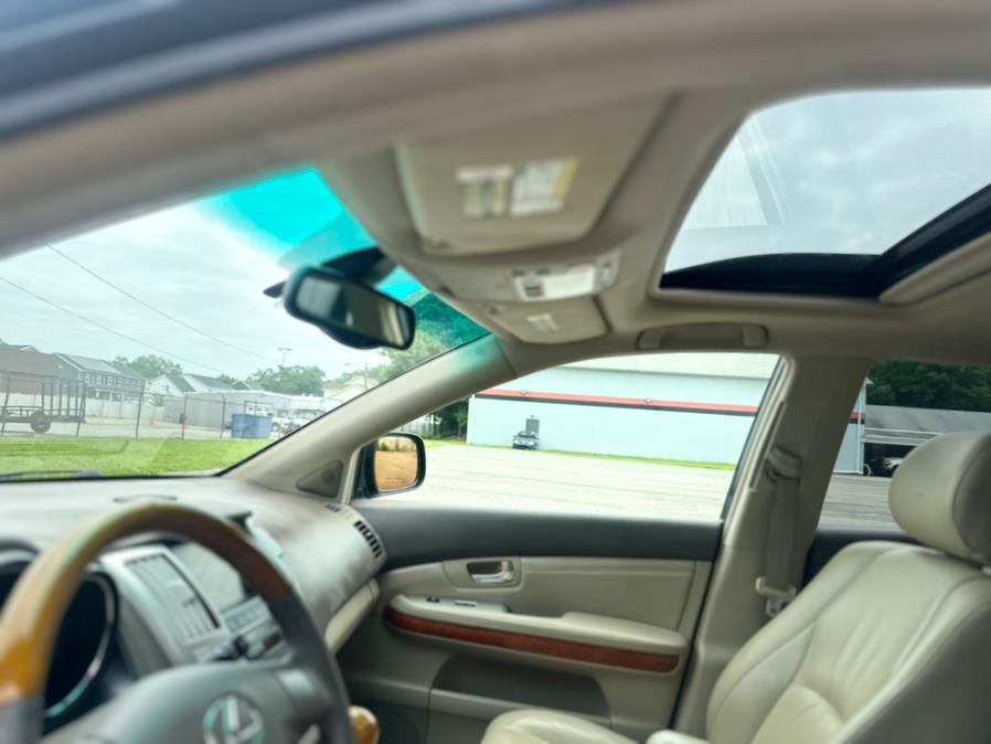 2004 Lexus RX 330 4dr SUV AWD, available for sale in Springfield, Massachusetts | Auto Globe LLC. Springfield, Massachusetts 2004 Lexus RX 330 4dr SUV AWD, available for sale in Springfield, Massachusetts | Auto Globe LLC. Springfield, Massachusetts