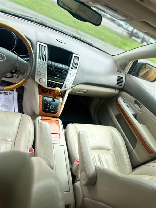 2004 Lexus RX 330 4dr SUV AWD, available for sale in Springfield, Massachusetts | Auto Globe LLC. Springfield, Massachusetts 2004 Lexus RX 330 4dr SUV AWD, available for sale in Springfield, Massachusetts | Auto Globe LLC. Springfield, Massachusetts