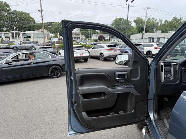 2014 Chevrolet Silverado 1500 LT, available for sale in Stratford, Connecticut | Wiz Leasing Inc. Stratford, Connecticut 2014 Chevrolet Silverado 1500 LT, available for sale in Stratford, Connecticut | Wiz Leasing Inc. Stratford, Connecticut