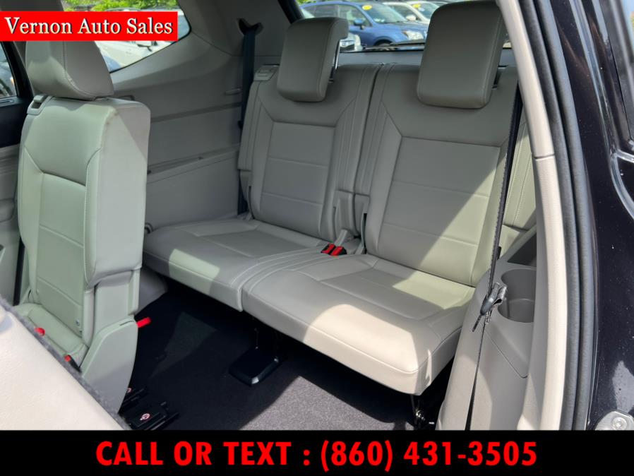 2021 Volkswagen Atlas 3.6L V6 SE w/Technology 4MOTION *Ltd Avail*, available for sale in Manchester, Connecticut | Vernon Auto Sale & Service. Manchester, Connecticut 2021 Volkswagen Atlas 3.6L V6 SE w/Technology 4MOTION *Ltd Avail*, available for sale in Manchester, Connecticut | Vernon Auto Sale & Service. Manchester, Connecticut
