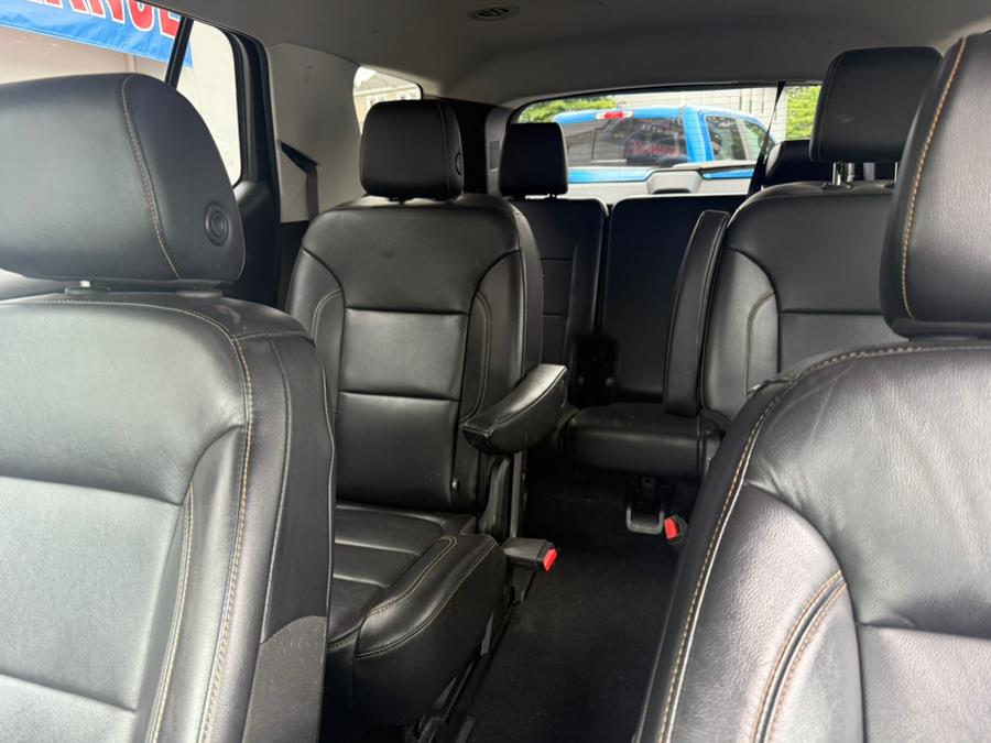 2018 Chevrolet Traverse AWD 4dr LT Leather w/3LT, available for sale in Bridgeport, Connecticut | CT Auto. Bridgeport, Connecticut 2018 Chevrolet Traverse AWD 4dr LT Leather w/3LT, available for sale in Bridgeport, Connecticut | CT Auto. Bridgeport, Connecticut