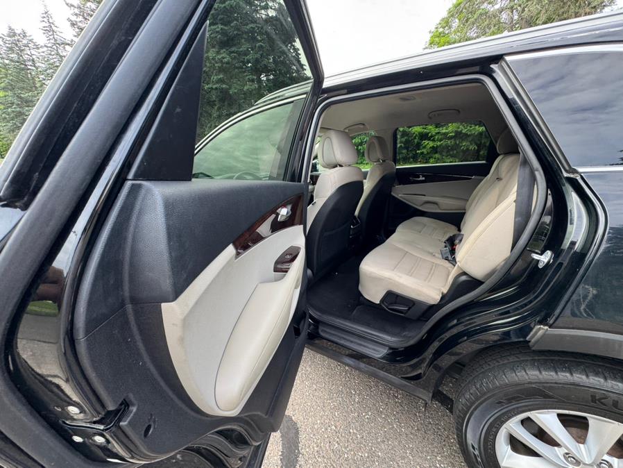 2016 Kia Sorento AWD 4dr 3.3L LX, available for sale in Waterbury, Connecticut | Platinum Auto Care. Waterbury, Connecticut 2016 Kia Sorento AWD 4dr 3.3L LX, available for sale in Waterbury, Connecticut | Platinum Auto Care. Waterbury, Connecticut