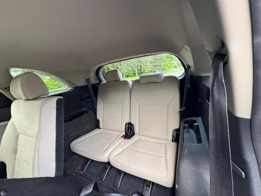 2016 Kia Sorento AWD 4dr 3.3L LX, available for sale in Waterbury, Connecticut | Platinum Auto Care. Waterbury, Connecticut 2016 Kia Sorento AWD 4dr 3.3L LX, available for sale in Waterbury, Connecticut | Platinum Auto Care. Waterbury, Connecticut