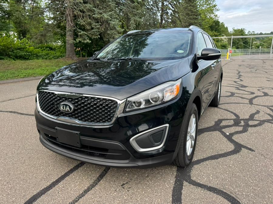 2016 Kia Sorento AWD 4dr 3.3L LX, available for sale in Waterbury, Connecticut | Platinum Auto Care. Waterbury, Connecticut 2016 Kia Sorento AWD 4dr 3.3L LX, available for sale in Waterbury, Connecticut | Platinum Auto Care. Waterbury, Connecticut