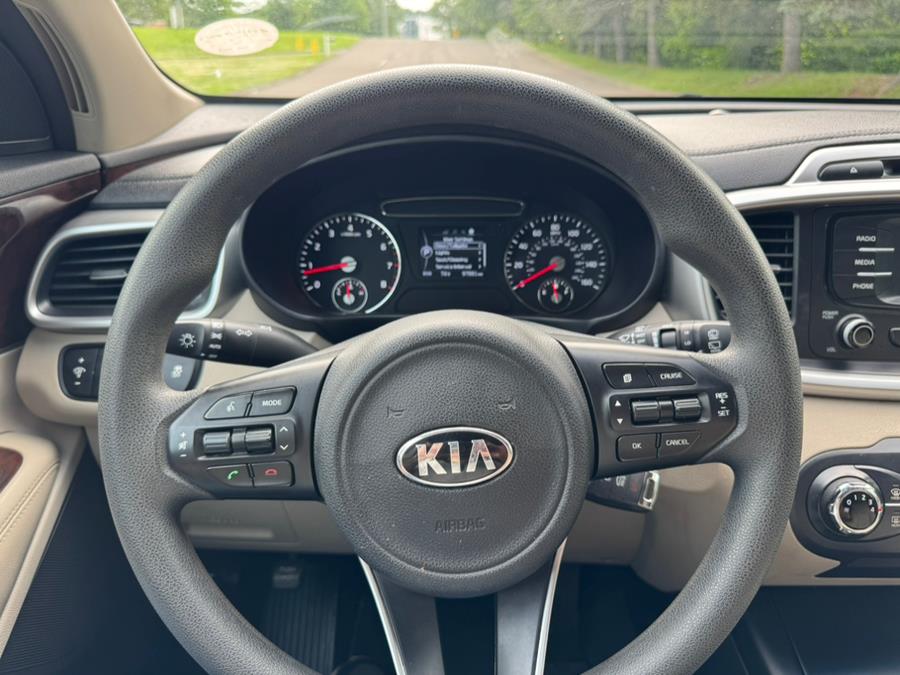 2016 Kia Sorento AWD 4dr 3.3L LX, available for sale in Waterbury, Connecticut | Platinum Auto Care. Waterbury, Connecticut 2016 Kia Sorento AWD 4dr 3.3L LX, available for sale in Waterbury, Connecticut | Platinum Auto Care. Waterbury, Connecticut