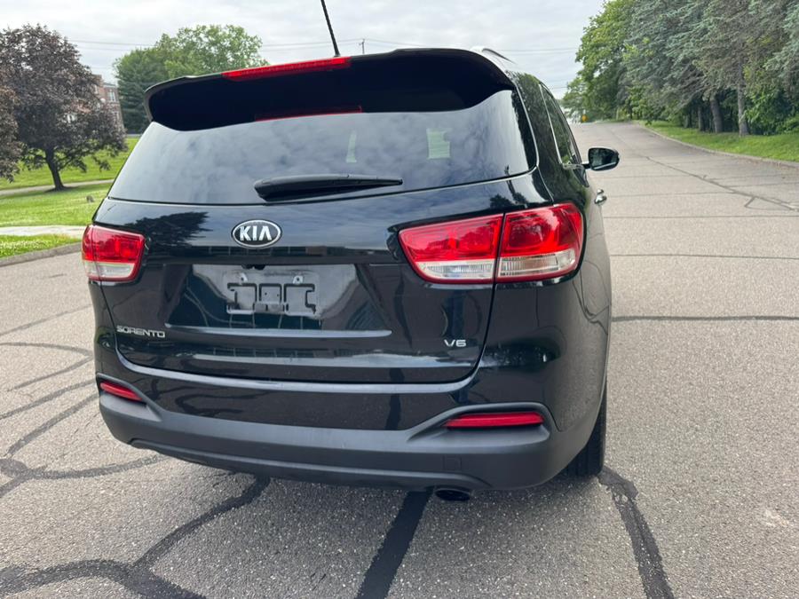 2016 Kia Sorento AWD 4dr 3.3L LX, available for sale in Waterbury, Connecticut | Platinum Auto Care. Waterbury, Connecticut 2016 Kia Sorento AWD 4dr 3.3L LX, available for sale in Waterbury, Connecticut | Platinum Auto Care. Waterbury, Connecticut