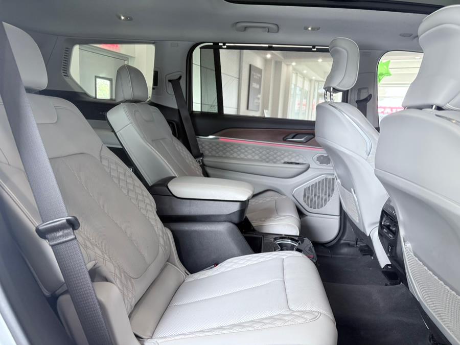 2021 Jeep Grand Cherokee L Summit 4x4, available for sale in Franklin Square, New York | Luxury Motor Club. Franklin Square, New York 2021 Jeep Grand Cherokee L Summit 4x4, available for sale in Franklin Square, New York | Luxury Motor Club. Franklin Square, New York