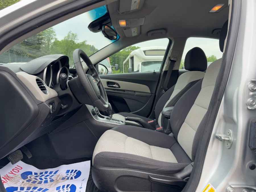 2013 Chevrolet Cruze 4dr Sdn Auto LS, available for sale in Ortonville, Michigan | Marsh Auto Sales LLC. Ortonville, Michigan 2013 Chevrolet Cruze 4dr Sdn Auto LS, available for sale in Ortonville, Michigan | Marsh Auto Sales LLC. Ortonville, Michigan
