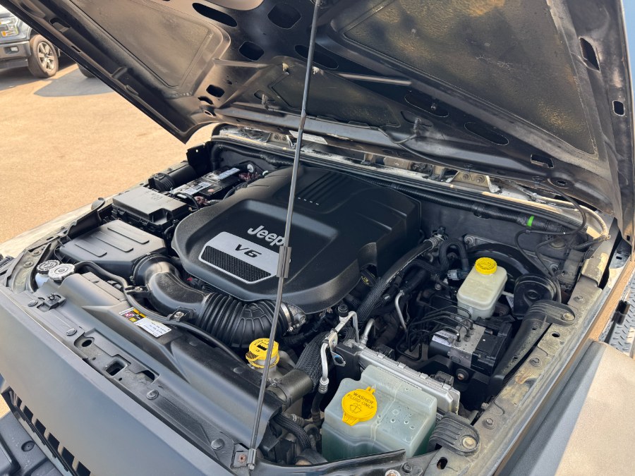 2014 Jeep Wrangler Unlimited 4WD 4dr Sport, available for sale in Ortonville, Michigan | Marsh Auto Sales LLC. Ortonville, Michigan 2014 Jeep Wrangler Unlimited 4WD 4dr Sport, available for sale in Ortonville, Michigan | Marsh Auto Sales LLC. Ortonville, Michigan