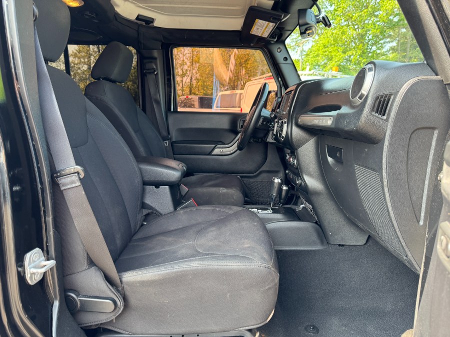 2014 Jeep Wrangler Unlimited 4WD 4dr Sport, available for sale in Ortonville, Michigan | Marsh Auto Sales LLC. Ortonville, Michigan 2014 Jeep Wrangler Unlimited 4WD 4dr Sport, available for sale in Ortonville, Michigan | Marsh Auto Sales LLC. Ortonville, Michigan