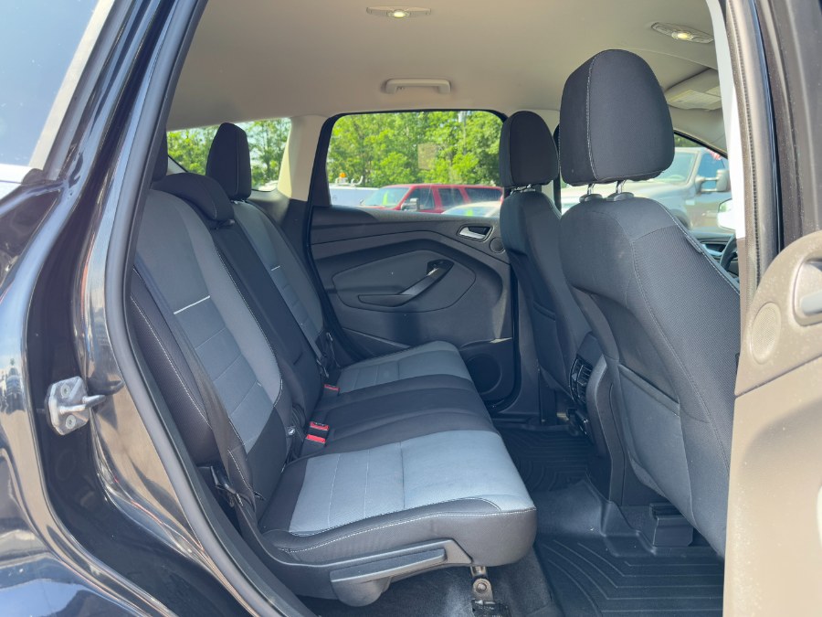 2013 Ford Escape 4WD 4dr SE, available for sale in Ortonville, Michigan | Marsh Auto Sales LLC. Ortonville, Michigan 2013 Ford Escape 4WD 4dr SE, available for sale in Ortonville, Michigan | Marsh Auto Sales LLC. Ortonville, Michigan