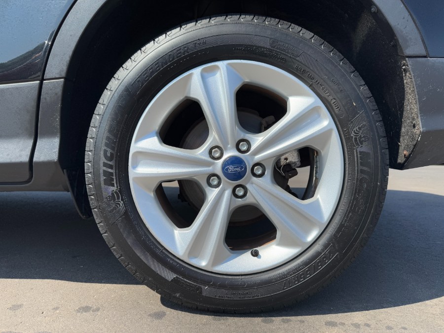2013 Ford Escape 4WD 4dr SE, available for sale in Ortonville, Michigan | Marsh Auto Sales LLC. Ortonville, Michigan 2013 Ford Escape 4WD 4dr SE, available for sale in Ortonville, Michigan | Marsh Auto Sales LLC. Ortonville, Michigan