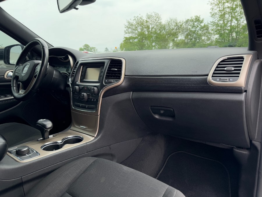 2014 Jeep Grand Cherokee 4WD 4dr Laredo, available for sale in Ortonville, Michigan | Marsh Auto Sales LLC. Ortonville, Michigan 2014 Jeep Grand Cherokee 4WD 4dr Laredo, available for sale in Ortonville, Michigan | Marsh Auto Sales LLC. Ortonville, Michigan