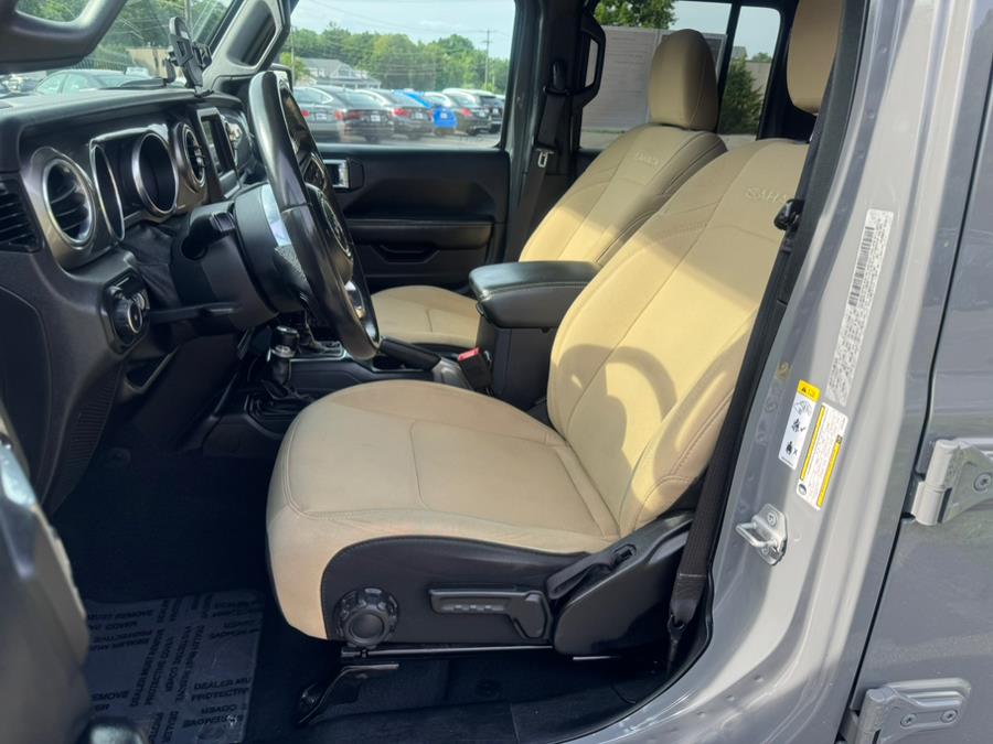 2018 Jeep Wrangler Unlimited Sahara 4x4, available for sale in Berlin, Connecticut | Tru Auto Mall. Berlin, Connecticut 2018 Jeep Wrangler Unlimited Sahara 4x4, available for sale in Berlin, Connecticut | Tru Auto Mall. Berlin, Connecticut