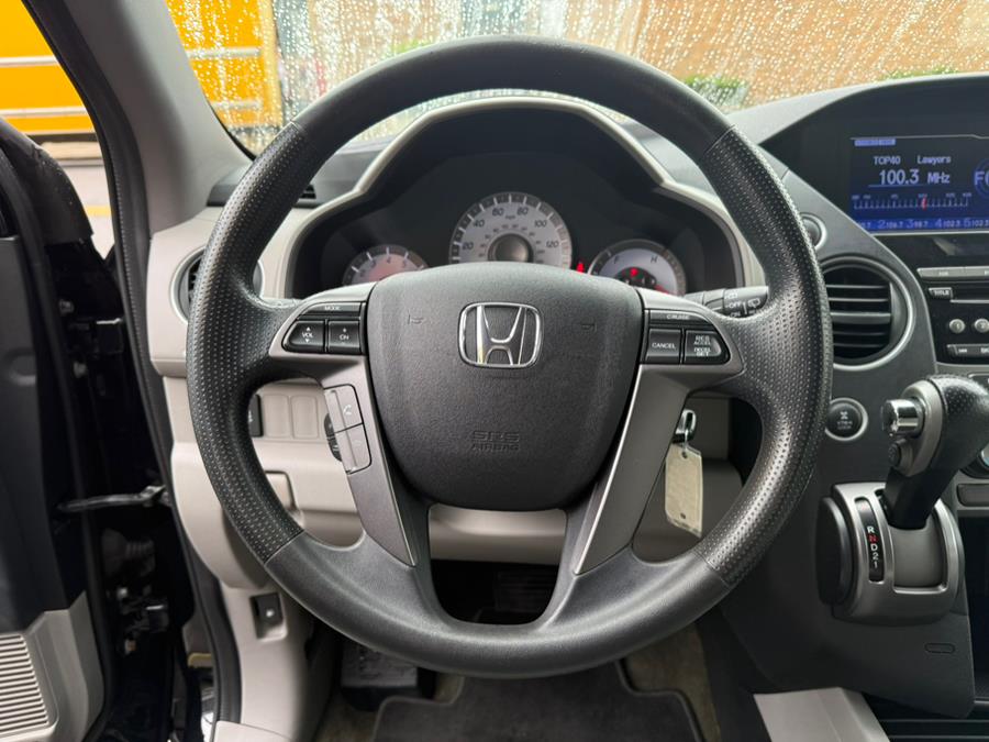 2015 Honda Pilot 4WD 4dr LX, available for sale in Brooklyn, New York | Worlds Best Auto Inc. Brooklyn, New York 2015 Honda Pilot 4WD 4dr LX, available for sale in Brooklyn, New York | Worlds Best Auto Inc. Brooklyn, New York