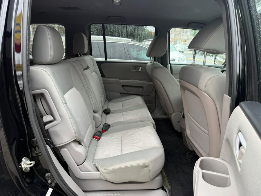 2015 Honda Pilot 4WD 4dr LX, available for sale in Brooklyn, New York | Worlds Best Auto Inc. Brooklyn, New York 2015 Honda Pilot 4WD 4dr LX, available for sale in Brooklyn, New York | Worlds Best Auto Inc. Brooklyn, New York