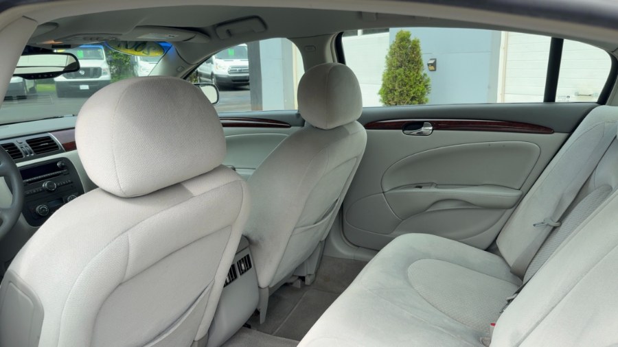 2007 Buick Lucerne 4dr Sdn V6 CX, available for sale in Waterbury, Connecticut | West End Automotive Center. Waterbury, Connecticut 2007 Buick Lucerne 4dr Sdn V6 CX, available for sale in Waterbury, Connecticut | West End Automotive Center. Waterbury, Connecticut