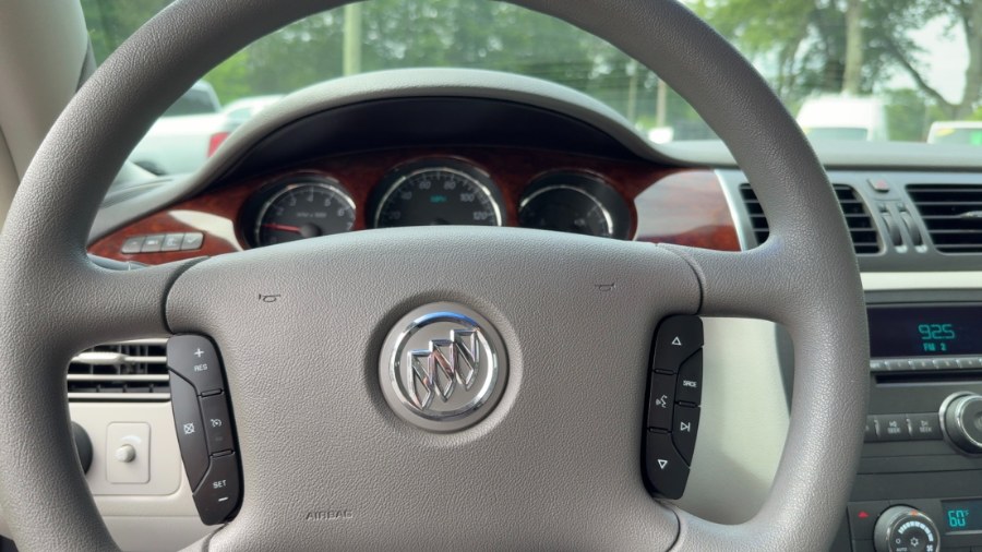 2007 Buick Lucerne 4dr Sdn V6 CX, available for sale in Waterbury, Connecticut | West End Automotive Center. Waterbury, Connecticut 2007 Buick Lucerne 4dr Sdn V6 CX, available for sale in Waterbury, Connecticut | West End Automotive Center. Waterbury, Connecticut