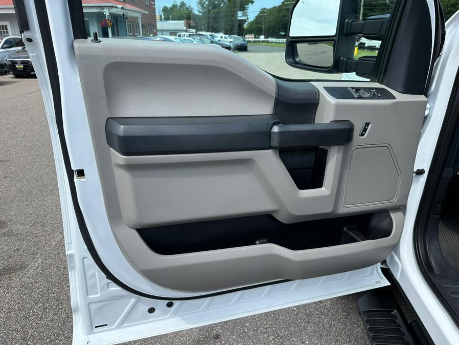2022 Ford Super Duty F-250 SRW XL 4WD Reg Cab 8'' Box, available for sale in South Windsor, Connecticut | Mike And Tony Auto Sales, Inc. South Windsor, Connecticut 2022 Ford Super Duty F-250 SRW XL 4WD Reg Cab 8'' Box, available for sale in South Windsor, Connecticut | Mike And Tony Auto Sales, Inc. South Windsor, Connecticut