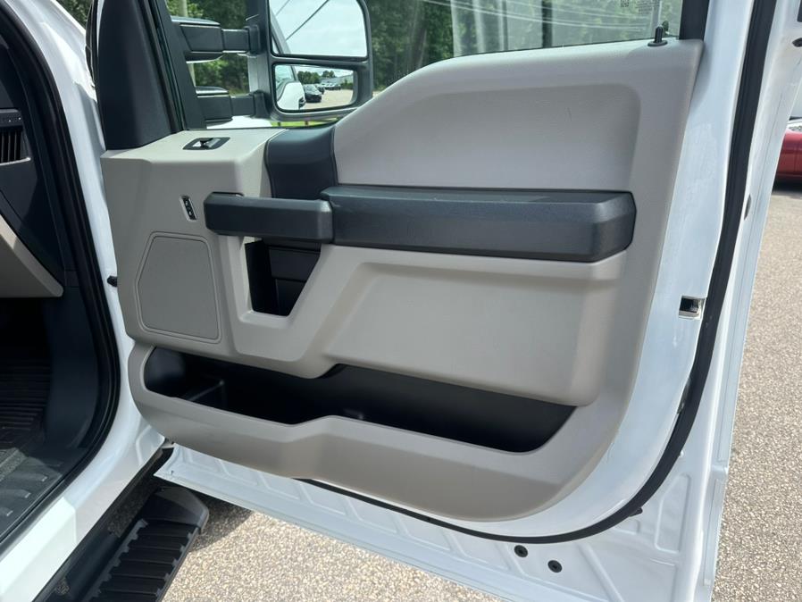2022 Ford Super Duty F-250 SRW XL 4WD Reg Cab 8'' Box, available for sale in South Windsor, Connecticut | Mike And Tony Auto Sales, Inc. South Windsor, Connecticut 2022 Ford Super Duty F-250 SRW XL 4WD Reg Cab 8'' Box, available for sale in South Windsor, Connecticut | Mike And Tony Auto Sales, Inc. South Windsor, Connecticut