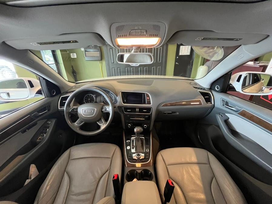 2016 Audi Q5 quattro 4dr 2.0T Premium Plus, available for sale in West Hartford, Connecticut | AutoMax. West Hartford, Connecticut 2016 Audi Q5 quattro 4dr 2.0T Premium Plus, available for sale in West Hartford, Connecticut | AutoMax. West Hartford, Connecticut
