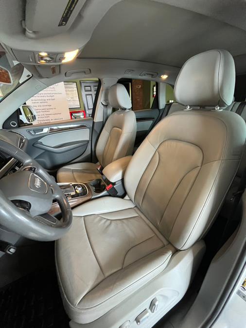 2016 Audi Q5 quattro 4dr 2.0T Premium Plus, available for sale in West Hartford, Connecticut | AutoMax. West Hartford, Connecticut 2016 Audi Q5 quattro 4dr 2.0T Premium Plus, available for sale in West Hartford, Connecticut | AutoMax. West Hartford, Connecticut