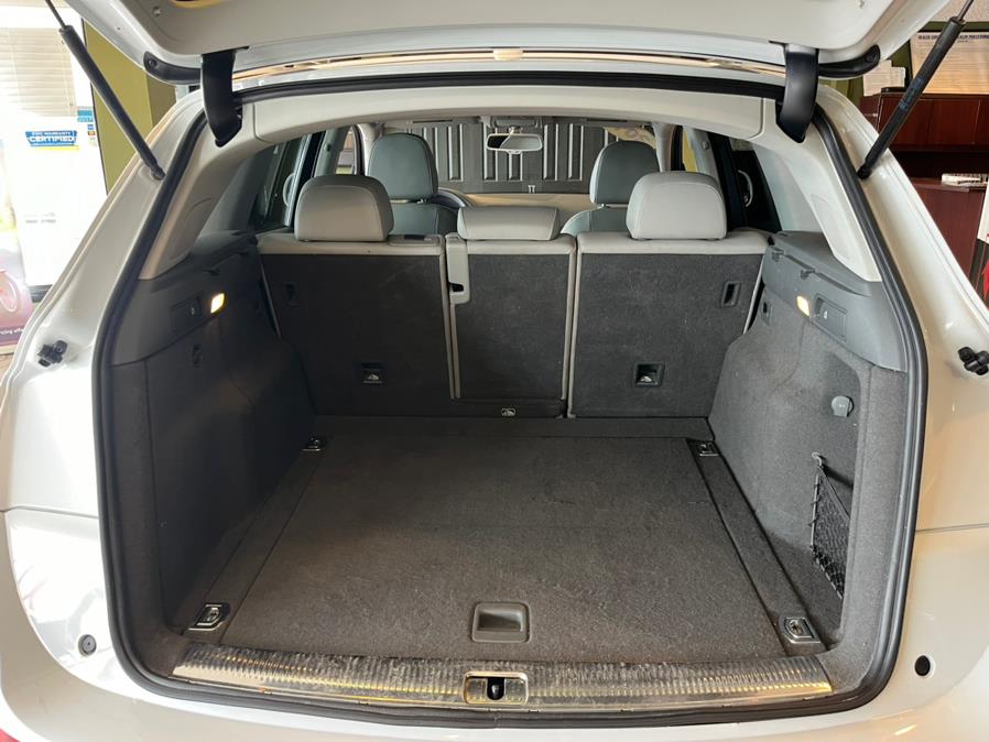 2016 Audi Q5 quattro 4dr 2.0T Premium Plus, available for sale in West Hartford, Connecticut | AutoMax. West Hartford, Connecticut 2016 Audi Q5 quattro 4dr 2.0T Premium Plus, available for sale in West Hartford, Connecticut | AutoMax. West Hartford, Connecticut