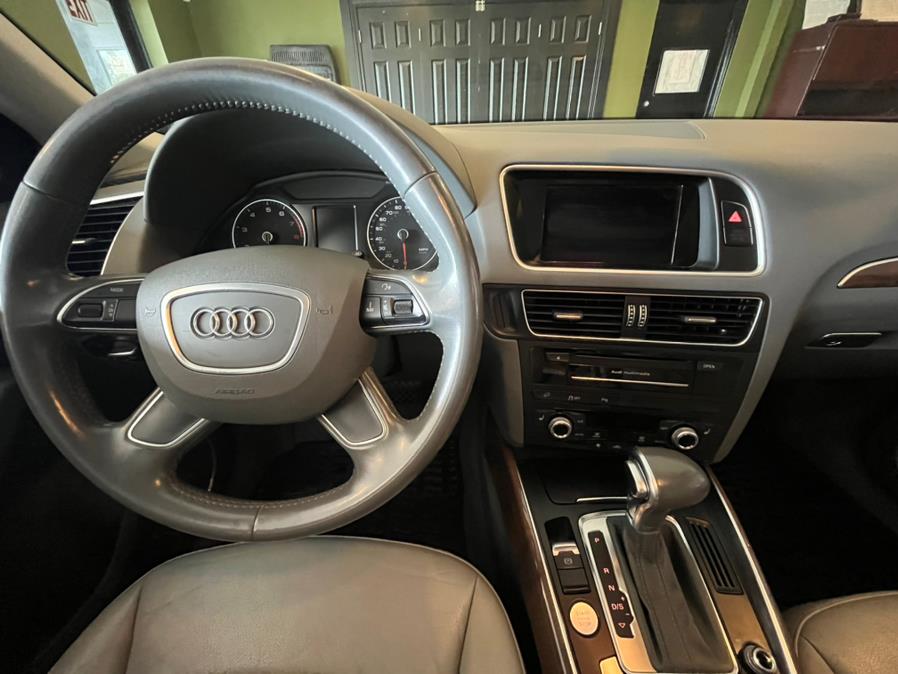 2016 Audi Q5 quattro 4dr 2.0T Premium Plus, available for sale in West Hartford, Connecticut | AutoMax. West Hartford, Connecticut 2016 Audi Q5 quattro 4dr 2.0T Premium Plus, available for sale in West Hartford, Connecticut | AutoMax. West Hartford, Connecticut