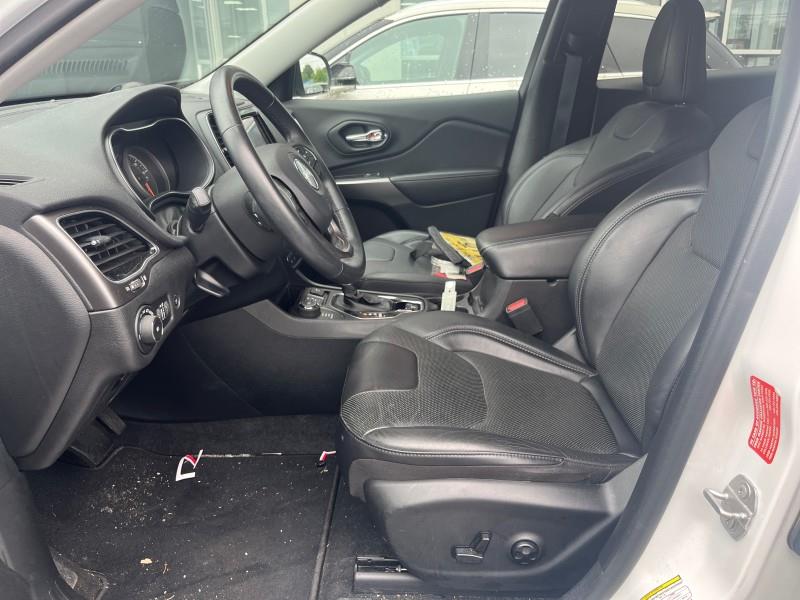 2019 Jeep Cherokee Limited 4X4, available for sale in Maple Shade, New Jersey | Car Revolution. Maple Shade, New Jersey 2019 Jeep Cherokee Limited 4X4, available for sale in Maple Shade, New Jersey | Car Revolution. Maple Shade, New Jersey