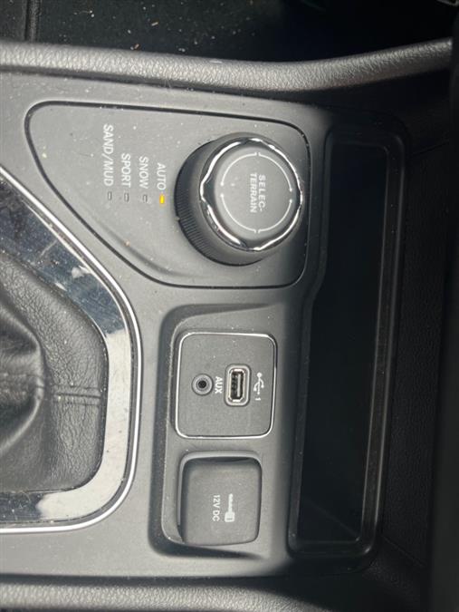 2019 Jeep Cherokee Limited 4X4, available for sale in Maple Shade, New Jersey | Car Revolution. Maple Shade, New Jersey 2019 Jeep Cherokee Limited 4X4, available for sale in Maple Shade, New Jersey | Car Revolution. Maple Shade, New Jersey