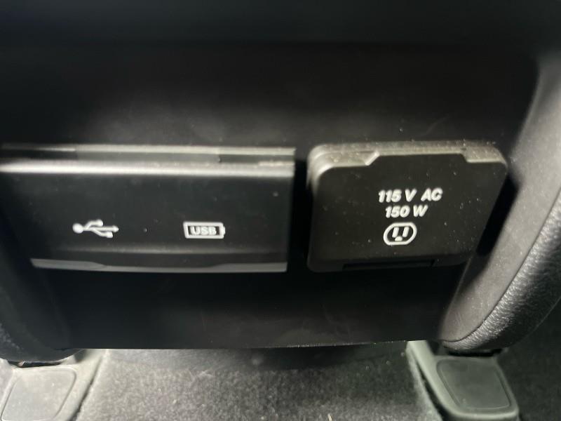 2019 Jeep Cherokee Limited 4X4, available for sale in Maple Shade, New Jersey | Car Revolution. Maple Shade, New Jersey 2019 Jeep Cherokee Limited 4X4, available for sale in Maple Shade, New Jersey | Car Revolution. Maple Shade, New Jersey