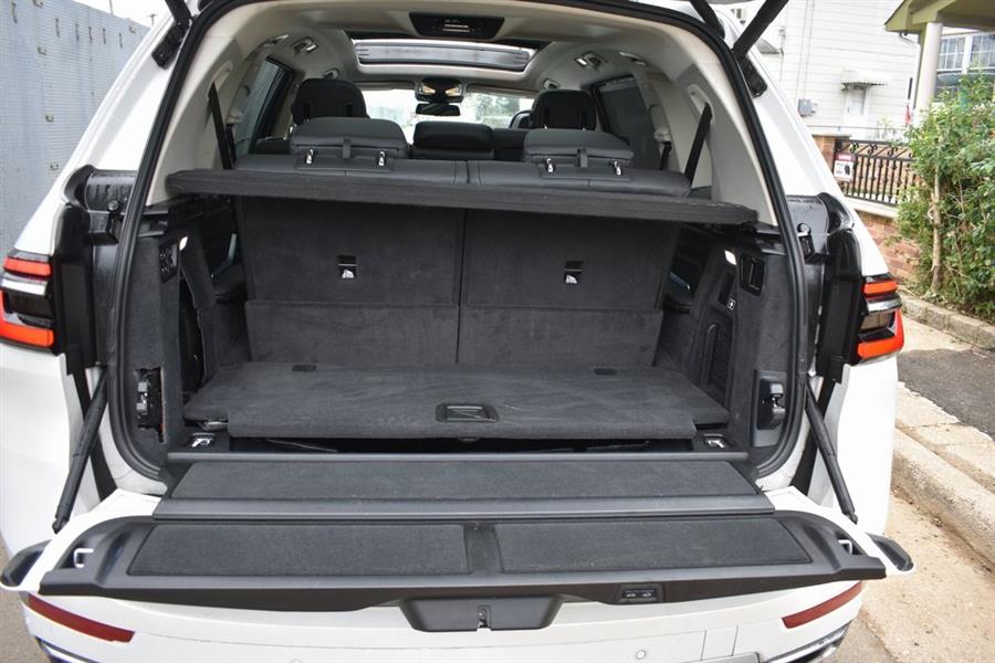 2024 BMW X7 xDrive40i, available for sale in Valley Stream, New York | Certified Performance Motors. Valley Stream, New York 2024 BMW X7 xDrive40i, available for sale in Valley Stream, New York | Certified Performance Motors. Valley Stream, New York
